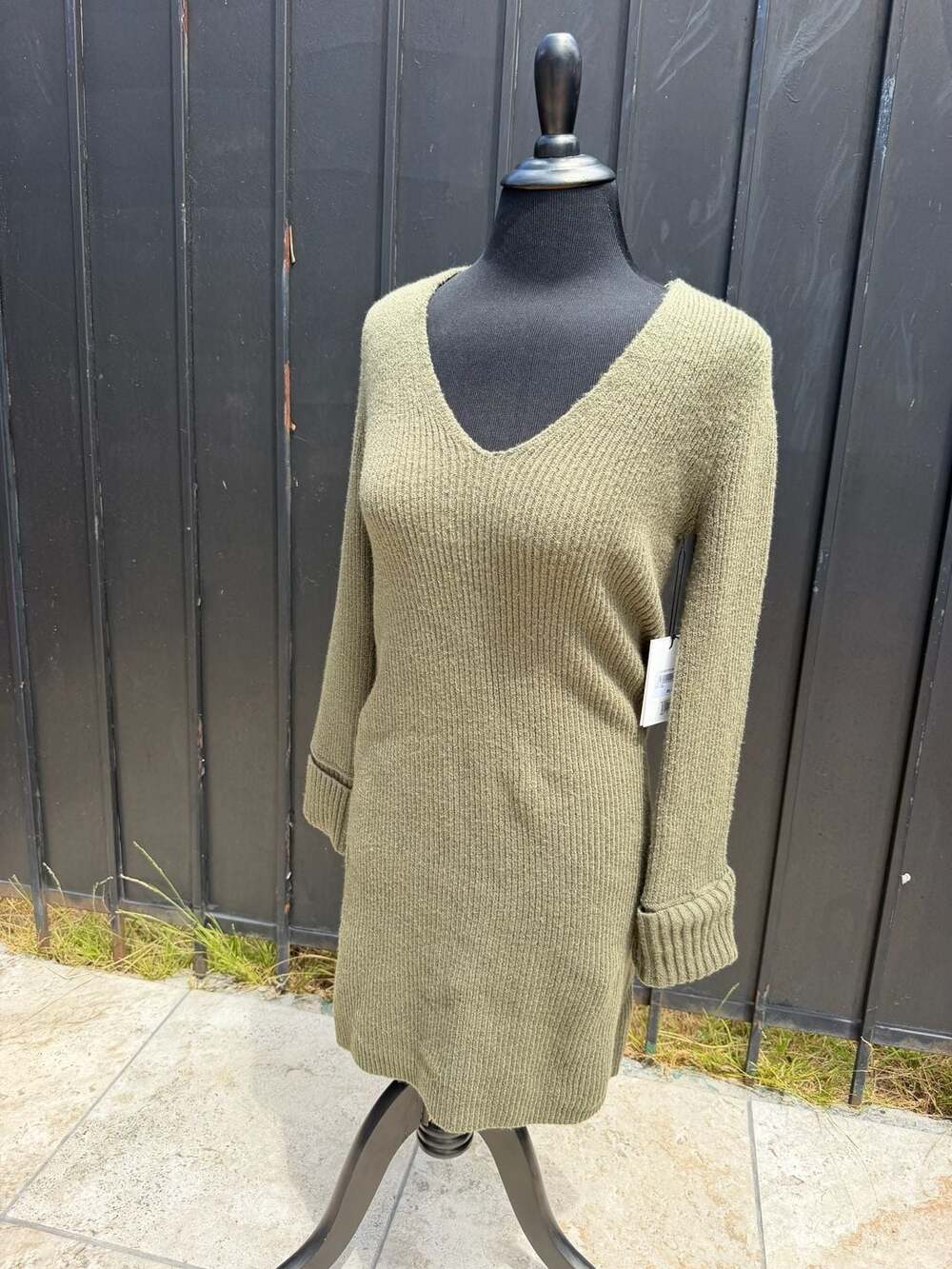 Something Navy Olive Sarma V-Neck Knit Sweater Dress Size XS